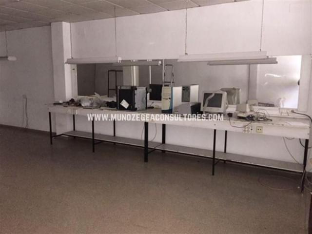 Local Comercial en alquiler en Lucena