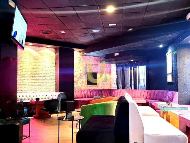 Local Comercial en alquiler en Legazpi, Madrid