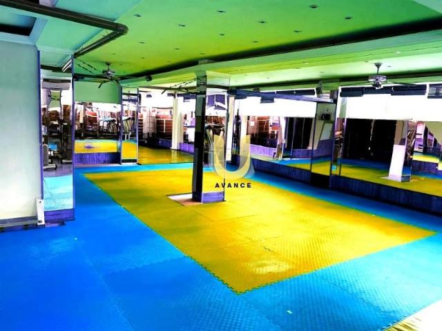 Local Comercial en alquiler en Cuatro Vientos, Madrid