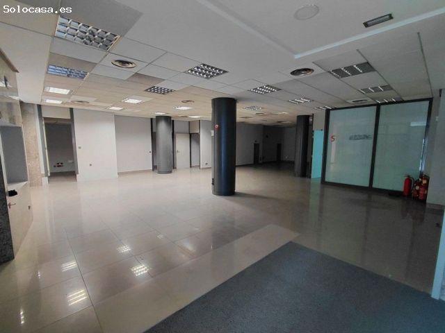 Local Comercial en alquiler en Barajas, Madrid