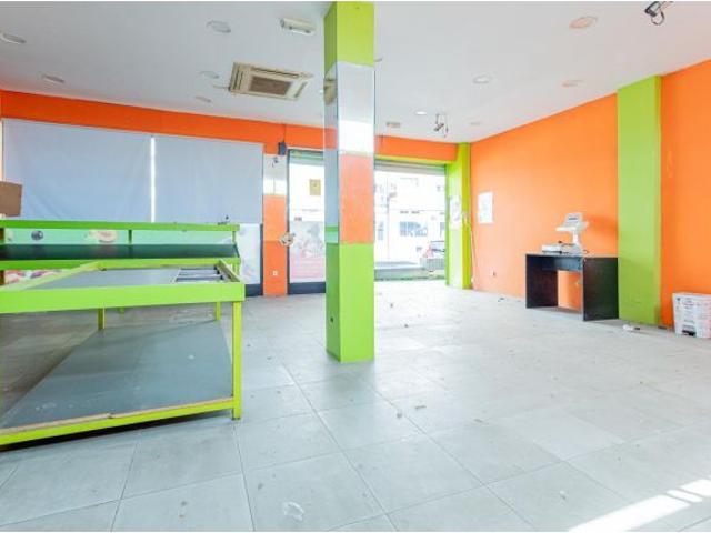 Local Comercial en alquiler en Peñagrande, Madrid