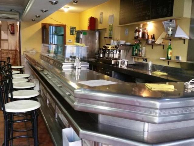 Local Comercial en alquiler en Peñagrande, Madrid