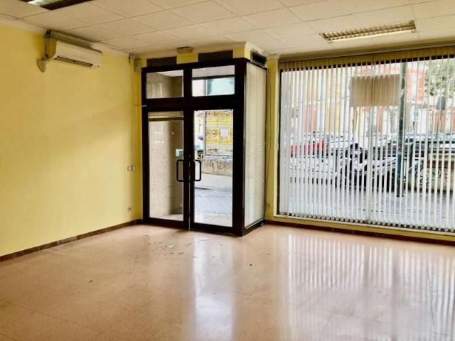 Local Comercial en alquiler en Aluche, Madrid