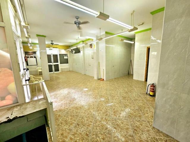 Local Comercial en alquiler en Málaga, Carretera de Cádiz