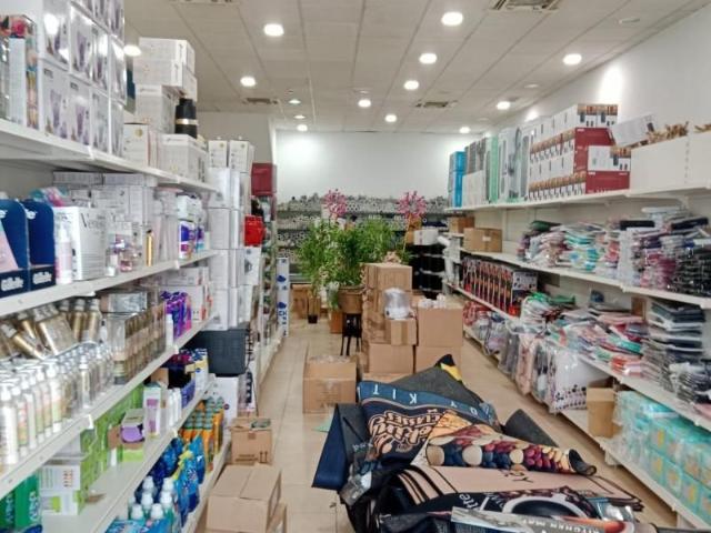 Local Comercial en alquiler en Málaga, Cruz de Humilladero