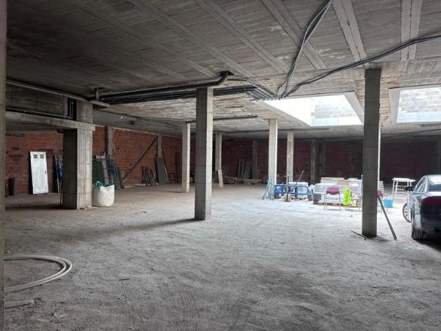 Local Comercial en alquiler en Manises, Ascensión Chirivella