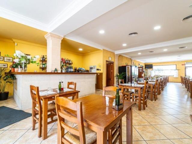 Local Comercial en alquiler en Maria De La Salut