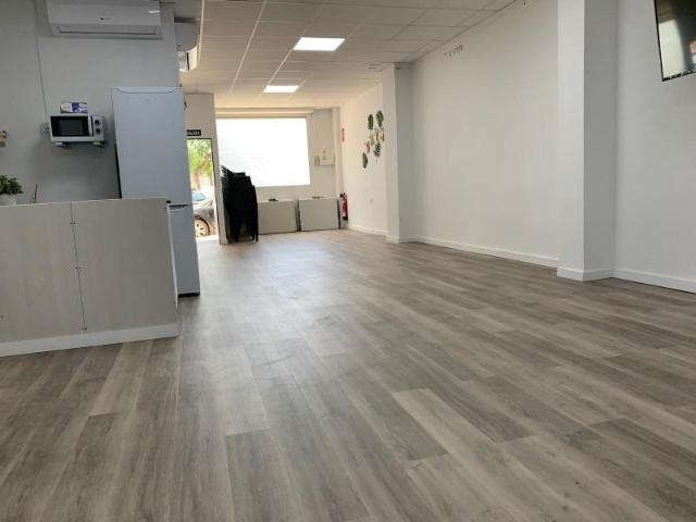 Local Comercial en alquiler en La Paz, Mislata