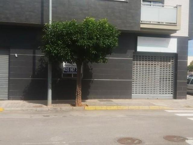 Local Comercial en alquiler en Nules, 1 de Maig (Purificación Escribano)