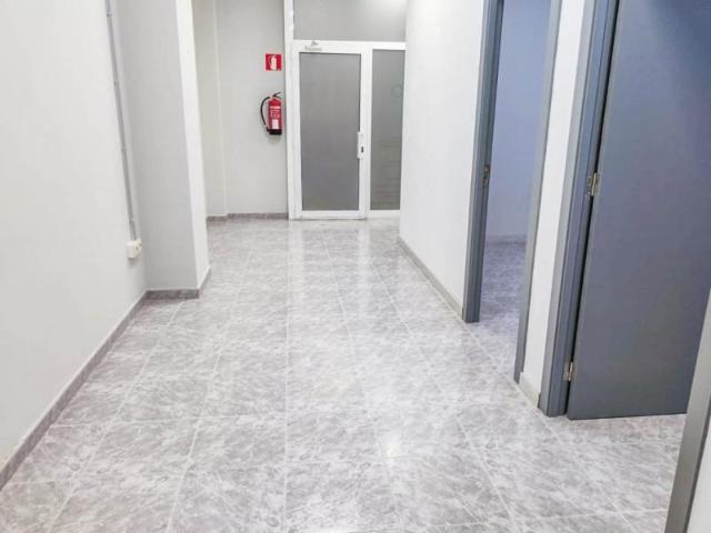 Local Comercial en alquiler en Baix Llobregat, Catalunya