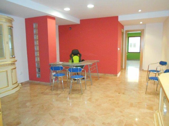 Local Comercial en alquiler en Oliva