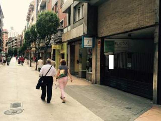 Local Comercial en alquiler en Oviedo, Casco Antiguo