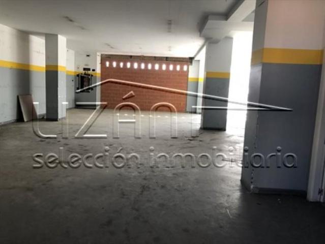 Local Comercial en alquiler en Oviedo, Rubín