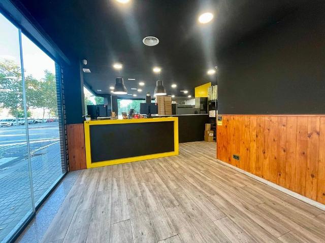 Local Comercial en alquiler en Pallejà, Barcelona