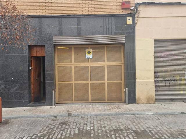 Local Comercial en alquiler en Barcelona, Navas