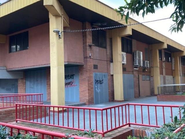 Local Comercial en alquiler en Nou Barris, Barcelonès