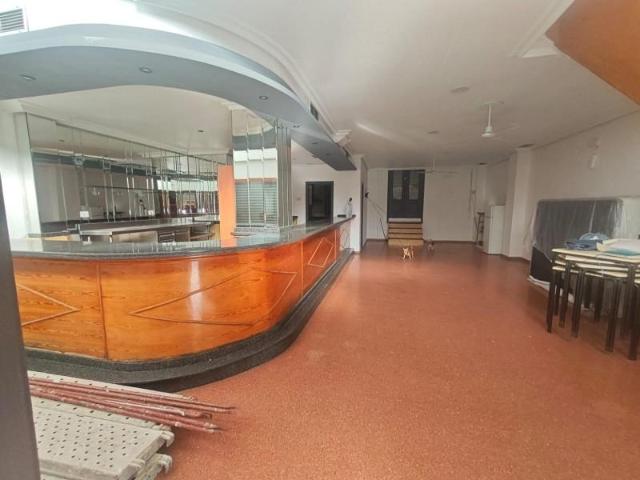 Local Comercial en alquiler en Centros comerciales, Petrer