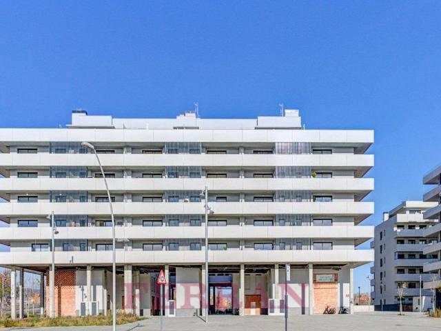 Local Comercial en alquiler en La Catalana - districte 4, Sant Adrià De Besòs