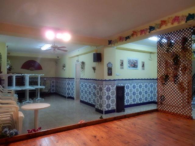 Local Comercial en alquiler en Rubí, Barcelona