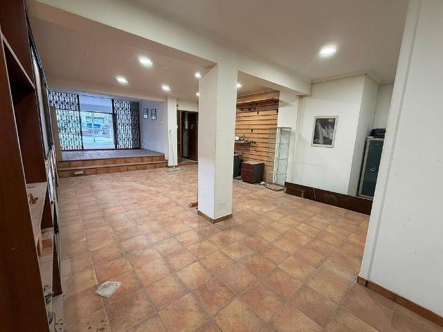 Local Comercial en alquiler en Nou Barris, Barcelonès
