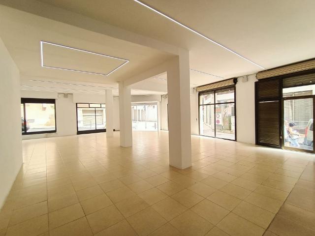 Local Comercial en alquiler en Viladecans, Baix Llobregat