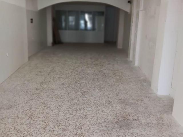 Local Comercial en alquiler en Reus, els Poetes