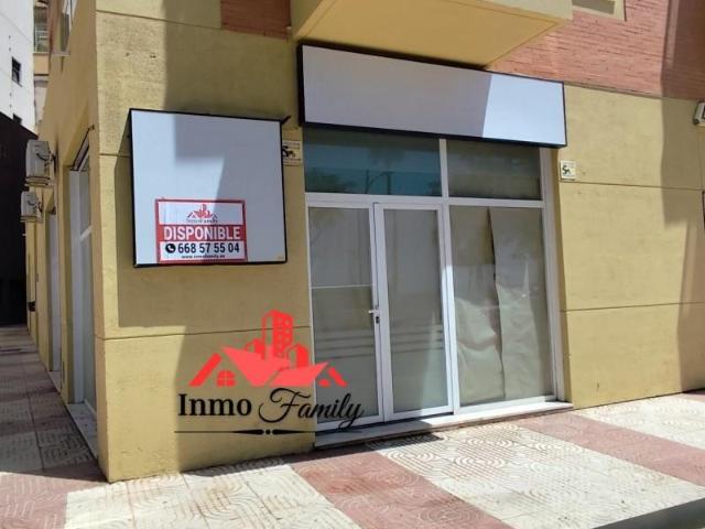 Local Comercial en alquiler en Roquetas De Mar