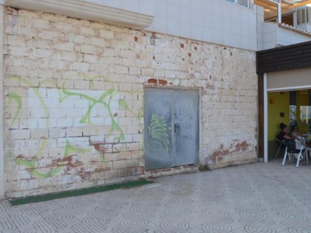 Local Comercial en alquiler en Roquetas De Mar