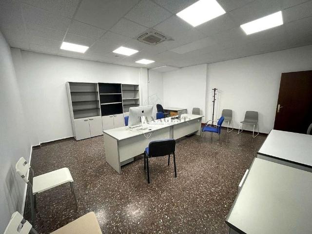 Local Comercial en alquiler en Baix Ebre, Catalunya