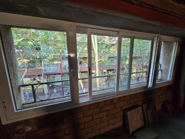 Local Comercial en alquiler en Sabadell, el Poblenou