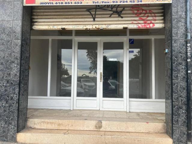 Local Comercial en alquiler en Sabadell, Sant Oleguer