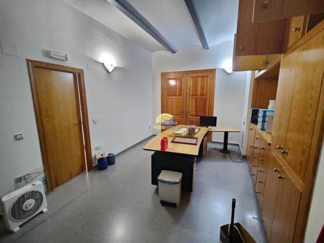 Local Comercial en alquiler en la Vila, Sagunto