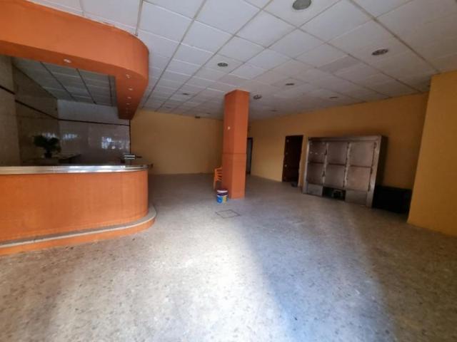 Local Comercial en alquiler en San Juan De Aznalfarache, Santa Isabel