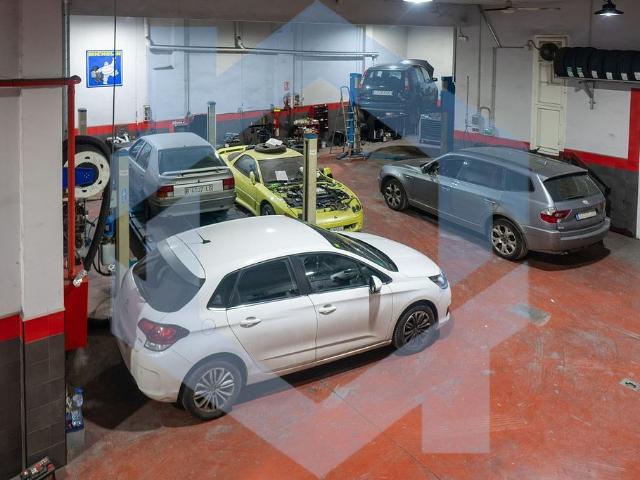 Local Comercial en alquiler en Barcelonès, Catalunya