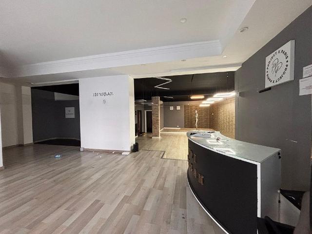 Local Comercial en alquiler en Baix Llobregat, Catalunya