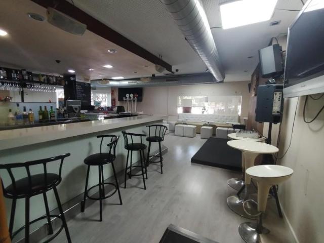 Local Comercial en alquiler en Sant Boi De Llobregat, Barcelona