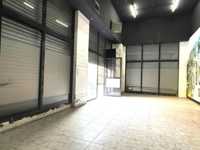 Local Comercial en alquiler en Sant Boi De Llobregat