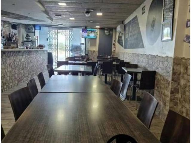 Local Comercial en alquiler en Sant Quirze Del Vallès