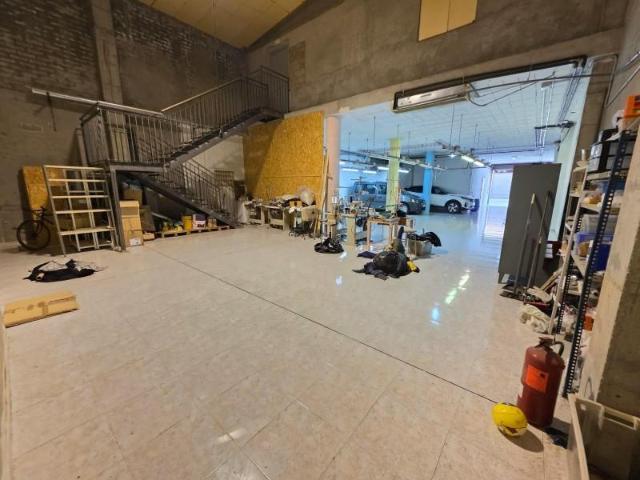 Local Comercial en alquiler en Santa Margarida De Montbui, Barcelona