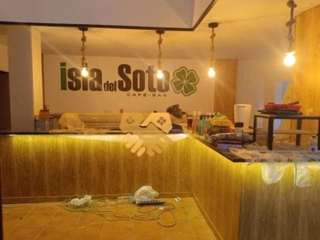 Local Comercial en alquiler en Santa Marta De Tormes, Castilla y León