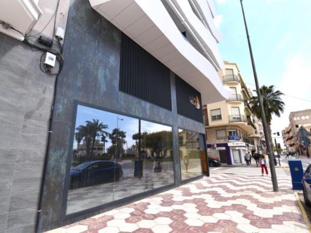 Local Comercial en alquiler en Santa Pola