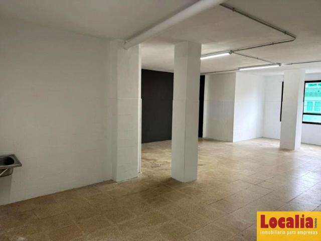 Local Comercial en alquiler en Santander, Grupo El Carmelo