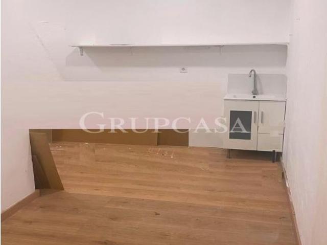 Local Comercial en alquiler en Sarroca De Lleida, Príncep de Viana - Clot