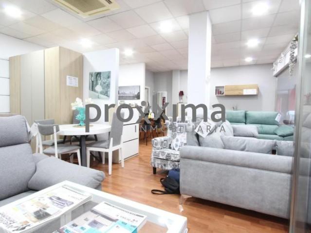 Local Comercial en alquiler en Sevilla, Sevilla Este