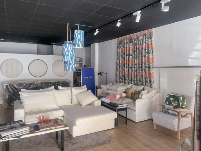 Local Comercial en alquiler en Sevilla