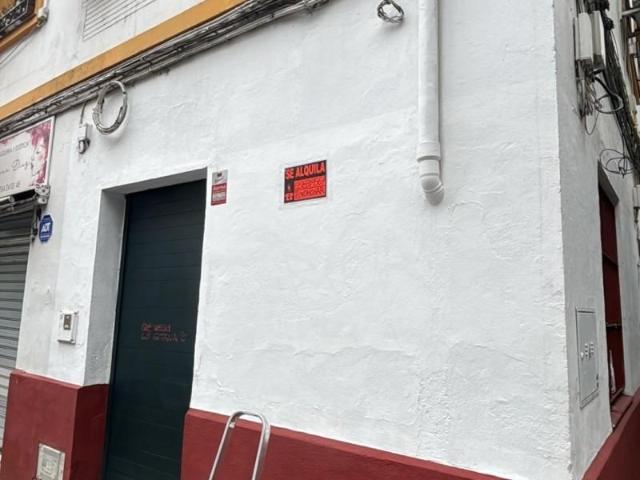 Local Comercial en alquiler en Sevilla, Pedro Salvador - Las Palmeritas