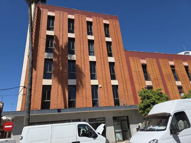 Local Comercial en alquiler en Cerro-Amate, Sevilla
