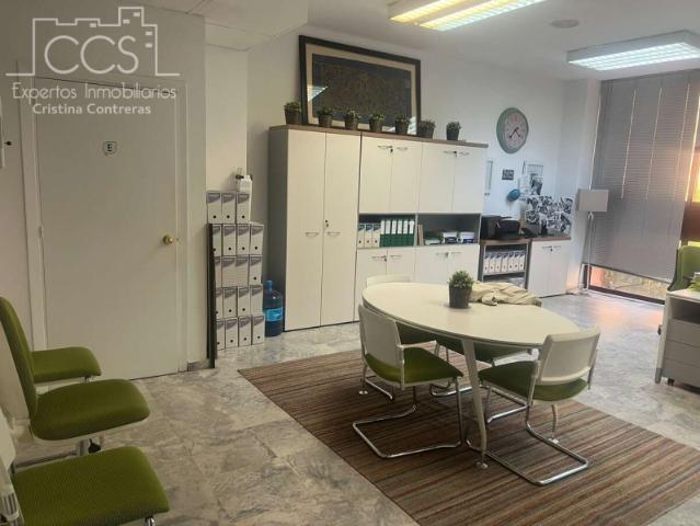 Local Comercial en alquiler en Nervión, Sevilla