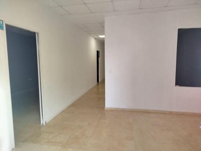 Local Comercial en alquiler en Tomares, Sevilla