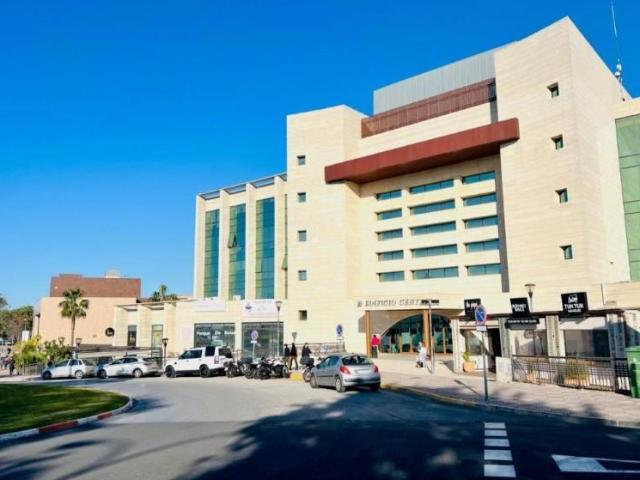 Local Comercial en alquiler en Tomares, Sevilla